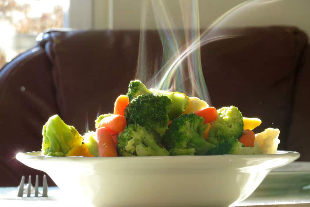 Steaming vs Boiling Vegetables 3