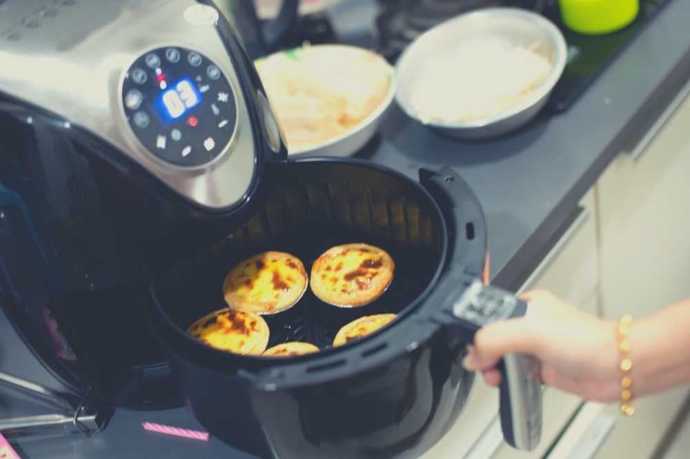 Air fryer cooks faster