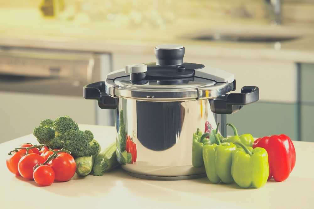 Can a Pressure Cooker Steam Food