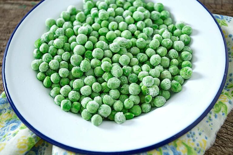 Can You Steam Frozen Peas In A Steamer? The Meal Expert