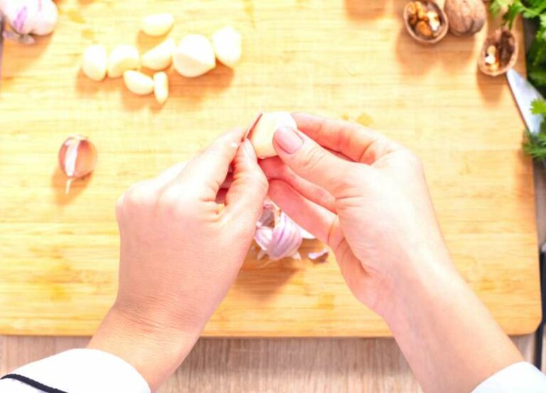 Garlic Clean Can You Steam Garlic In A Steamer? - The Meal Expert