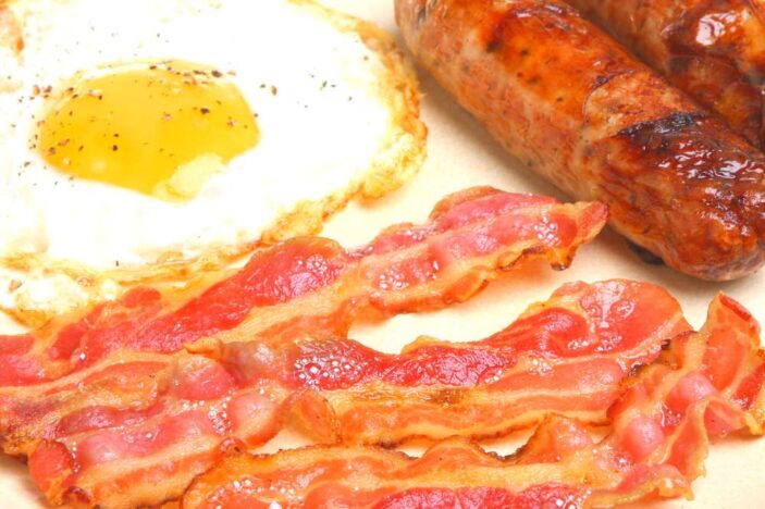 How To Cook Bacon And Eggs In An Air Fryer
