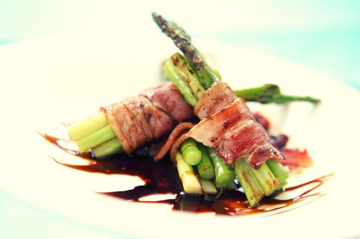 How To Cook Bacon-Wrapped Asparagus In An Air Fryer